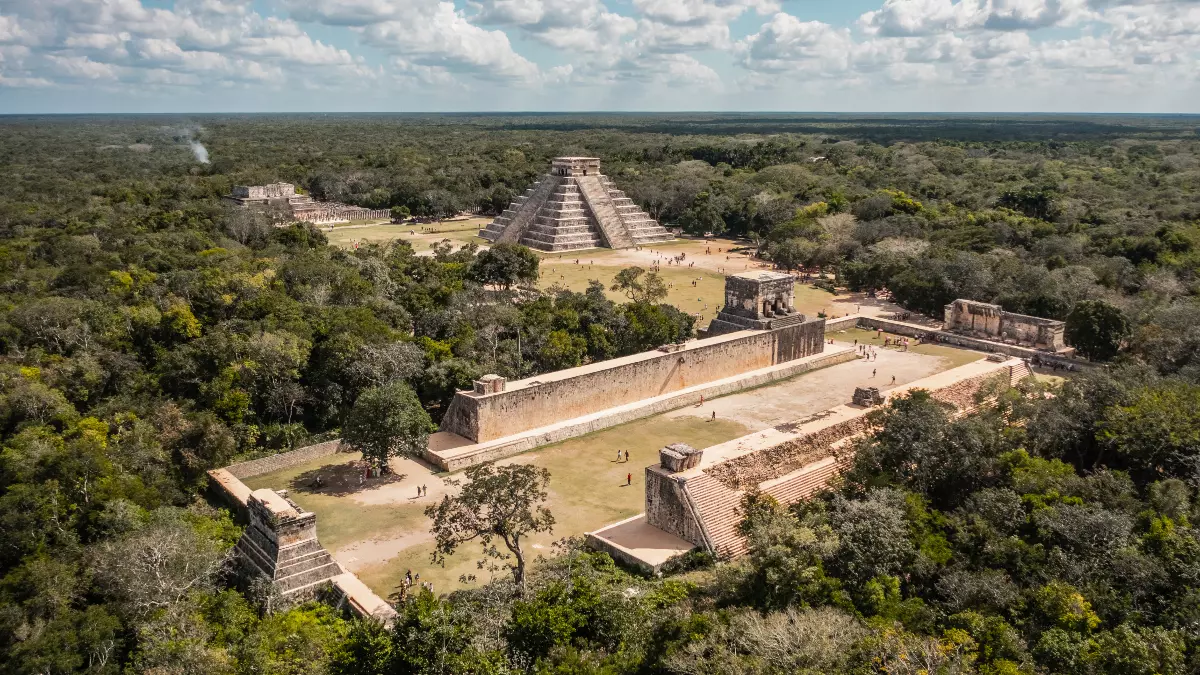 Kukulcan Pyramid at Chichen-Itza